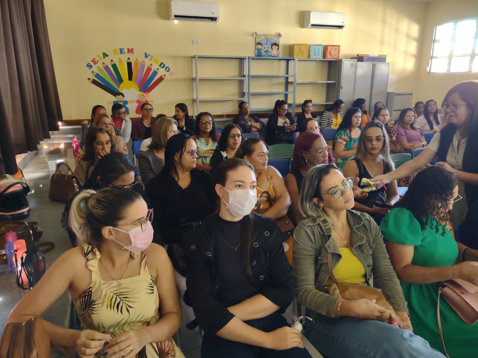 Secretaria de Educação promove formação continuada para professores do 1° ao 5° ano