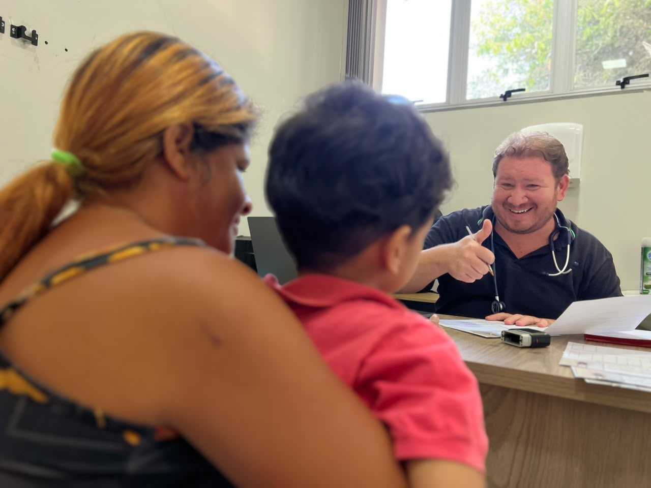 Serra do Ramalho inicia atendimentos em neuropediatria e amplia oferta de especialidades na rede municipal de saúde