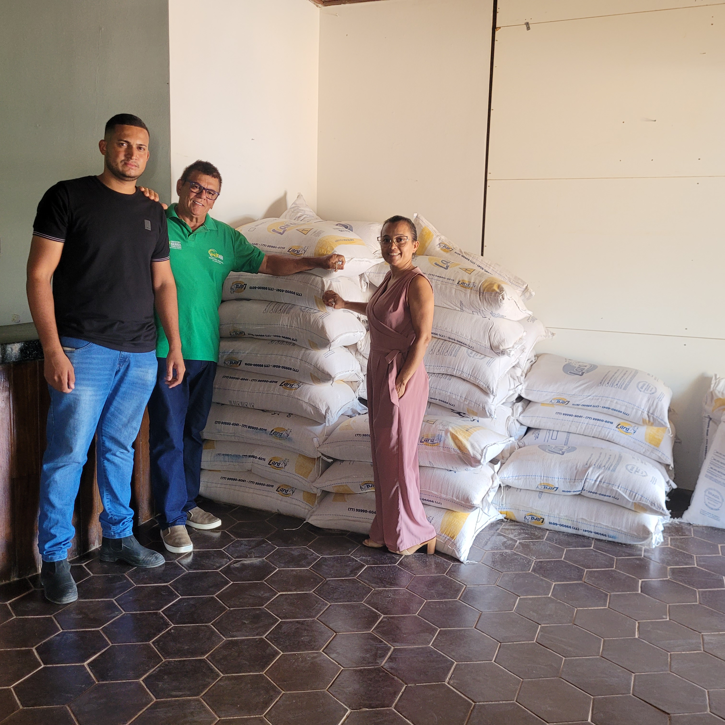 Secretaria de Agricutura realiza Doação de Farelo Sorgo para Produtores Assistidos pelo SENAR