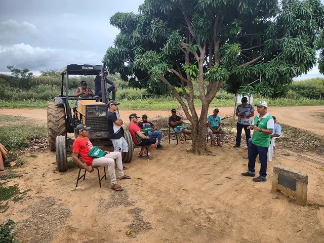 foi realizada a abertura do curso de Tratorista Básico, realizado na Aldeia Vargem Alegre, na Agrovila 19.