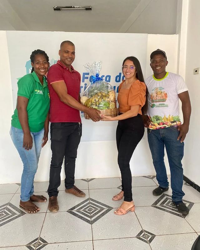 Na última segunda a Feira da Agricultura Familiar de Serra do Ramalho foi diferenciada!