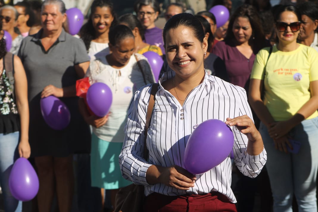 Caminhada de conscientização contra a violência da pessoa idosa e inauguração da sala de informática do idoso